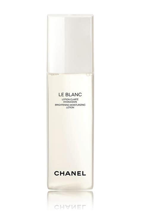 chanel le blanc moisturizing fluid|chanel le blanc essence.